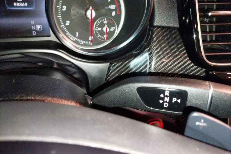 Used Mercedes-Benz GLE Coupe 2018 GLE 400 4MATIC Coupe SUV Gear Lever