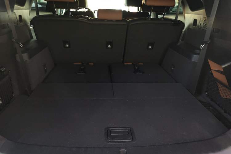 Used BYD Tang New Energy 2023 DM-i Champion Edition 112KM Prestige Model Trunk