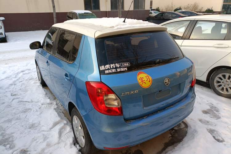 Used Skoda Fabia 2014 1.4L Automatic Crystal Edition