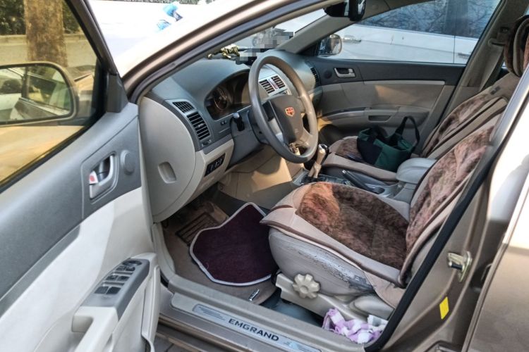 Used Geely Auto Classic Emgrand 2013 Sedan 1.8L Manual Elite CNG Model
