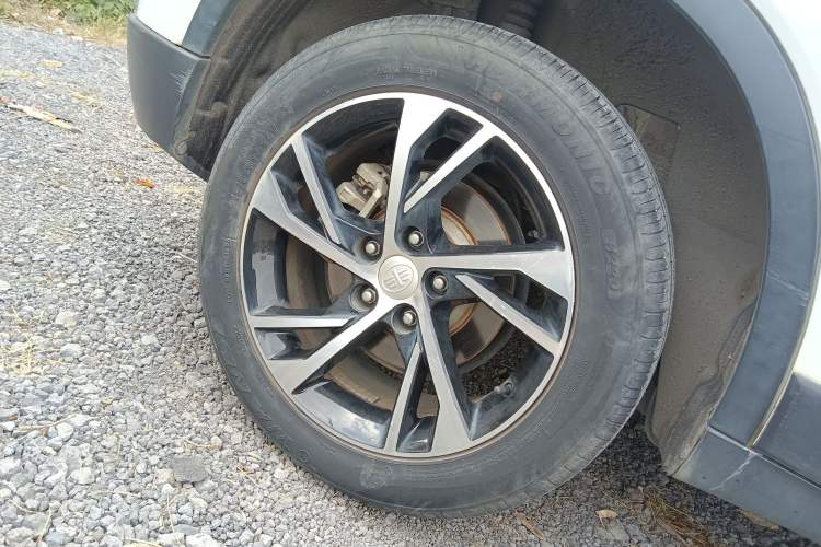 Used Bestune X40 2019 1.6L Manual Luxury Edition China VI