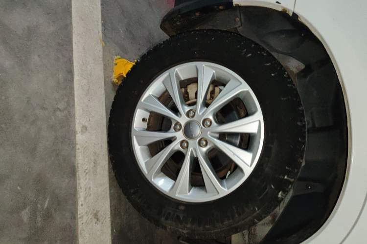 Used Haval H6 2018 Sport Edition 1.5T Automatic Two-Wheel Drive Elite Model China V Standard Right Rear Wheel Hub