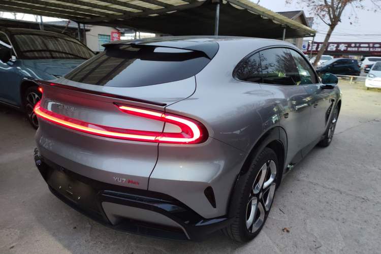Used Xiaomi Auto YU7 2025 Ultra-Long Range High-Performance All-Wheel-Drive Max Edition
