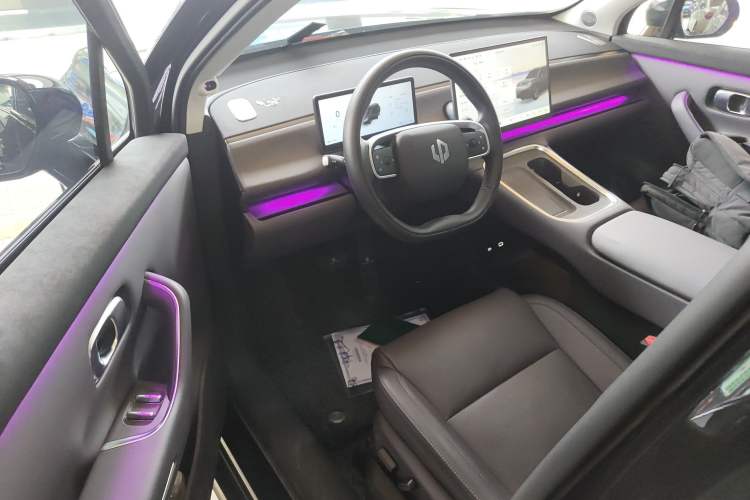 Used Leapmotor C16 2026 All-Electric 630 LiDAR Zhizun Edition 6 Seats
