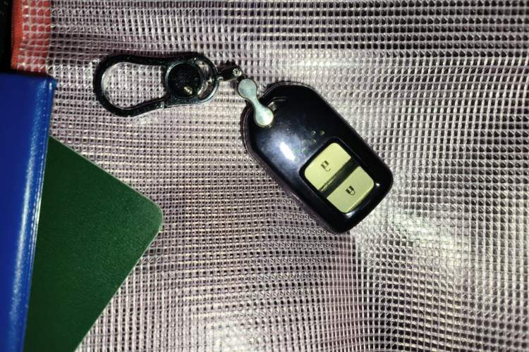 Used Honda Vezel 2016 1.8L CVT Front-Wheel Drive Pioneer Edition