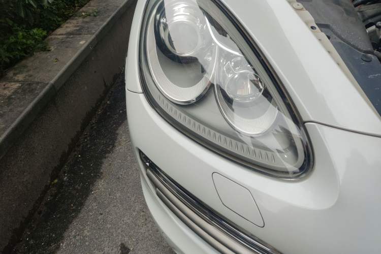 Used Porsche Cayenne 2014 Cayenne Platinum Edition 3.0T