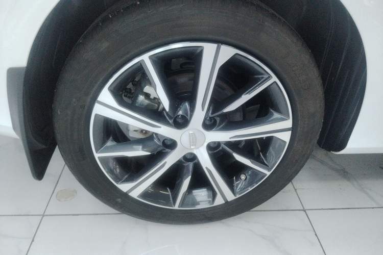 Used Geely Auto Emgrand 2023 4th Generation Champion Edition 1.5L CVT Prestige Model
