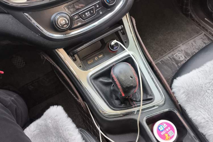 Used Baojun 560 2015 1.8L Manual Elite Edition