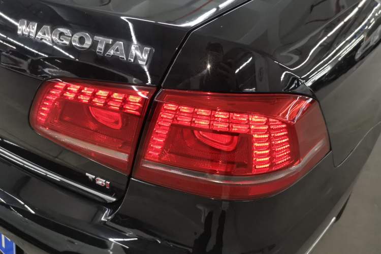 Used Volkswagen Magotan 2016 1.8TSI Smart Enjoyment Leading Model