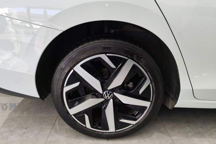 Used Volkswagen Lamando 2024 Lavida L 280TSI DSG Cool & Spicy Edition