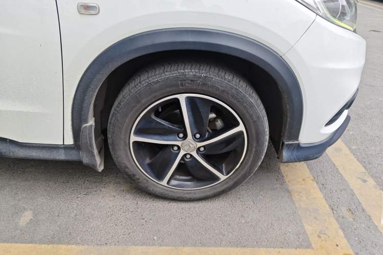 Used Honda Vezel 2020 1.5L CVT Pioneer Edition Right Front Wheel Hub