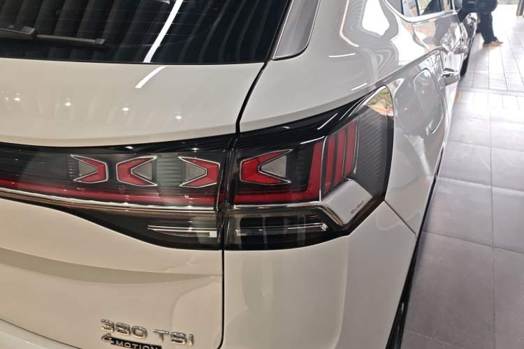 Used Volkswagen Tayron 2023 380TSI Four-Wheel Drive R-Line High-Energy Version