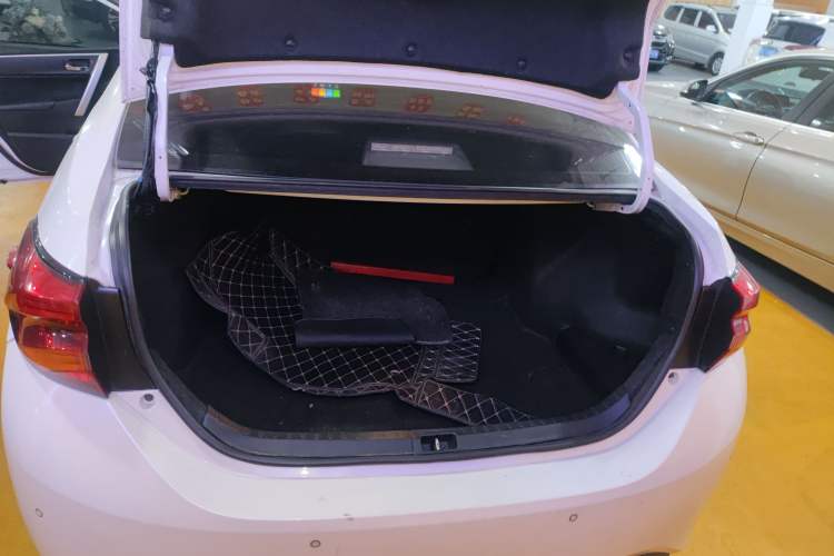 Used Toyota Levin 2017 Revised 185T CVT Elite Edition China V Standard