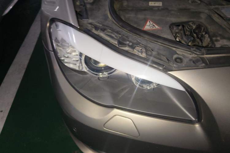 Used BMW 5 Series 2011 523Li Luxury Model