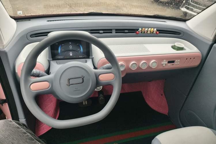 Used Bestune Pony 2025 222km Range Agile Horse Center Console