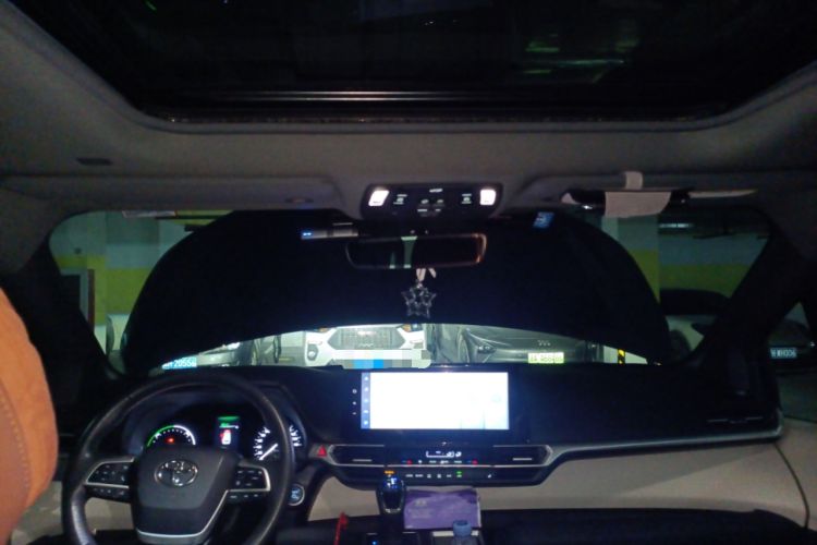 Used Toyota Granvia 2023 2.5L Hybrid Prestige PLUS Edition