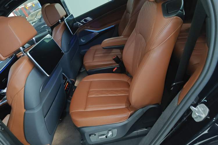 Used BMW X7 2019 xDrive40i Executive Model M Sport Package