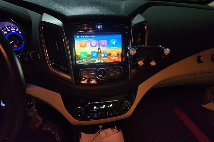 Used CHANGAN Eado 2016 1.6L Automatic Trend Model Audio And AC Panel