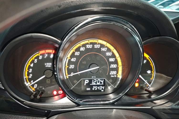 Used Toyota YARiS L Zhi Xuan 2022 X-Trail 1.5L CVT Luxury PLUS Edition
