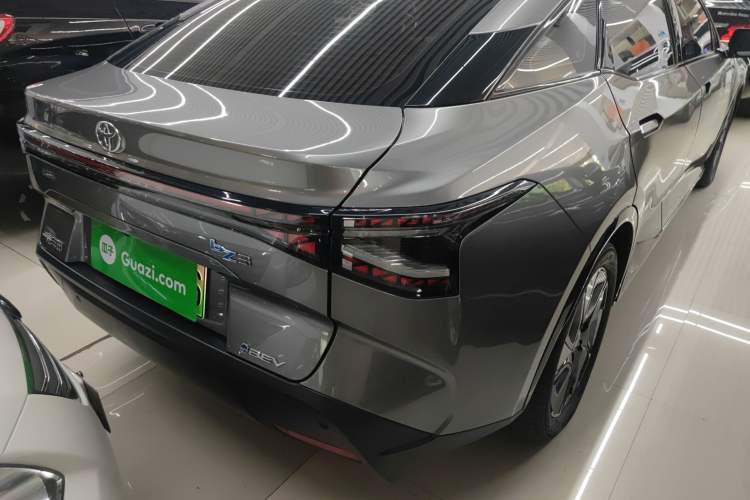 Used Toyota bZ3 2023 616 km Long-Range PRO
