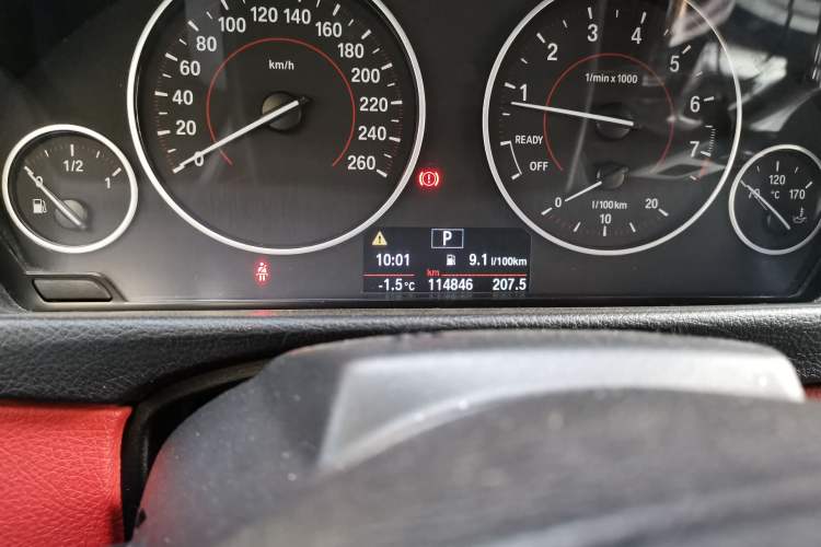 Used BMW 4 Series 2016 420i Convertible Fashion Model