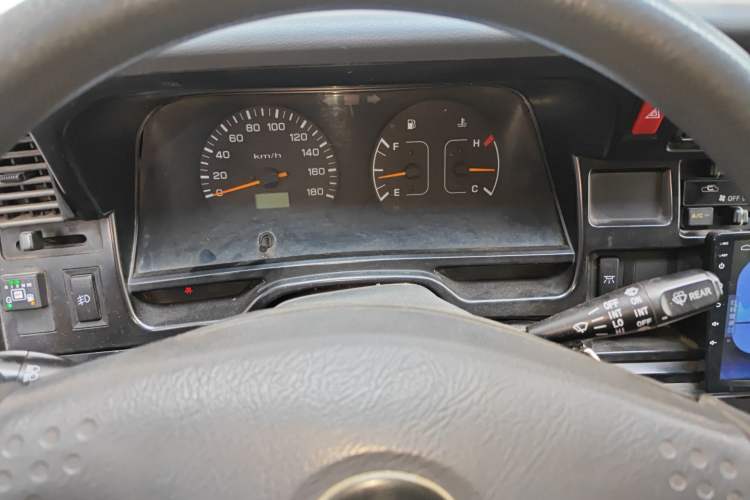 Used Jinbei Hiace 2014 2.0L Fifth-Generation Xiangyun Comfort Type 1 4G20C Instrument Cluster