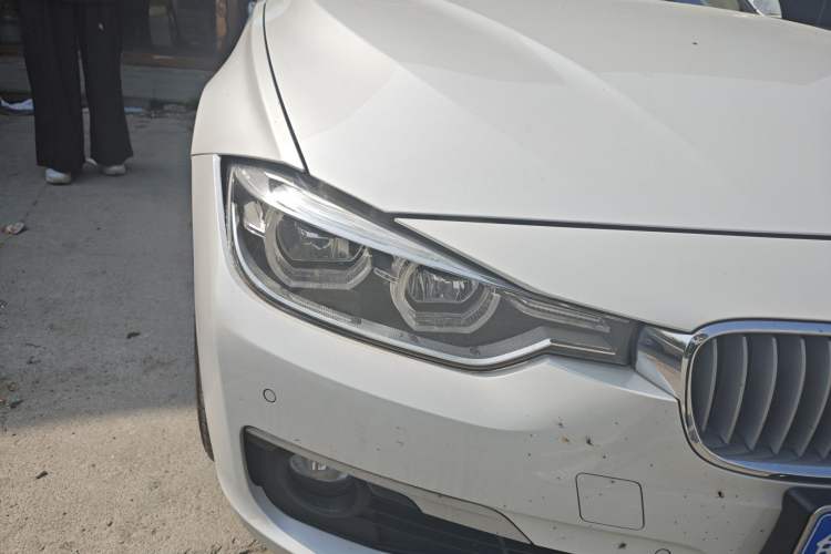 Used BMW 3 Series 2018 320Li Fashion Model Right Front Headlight