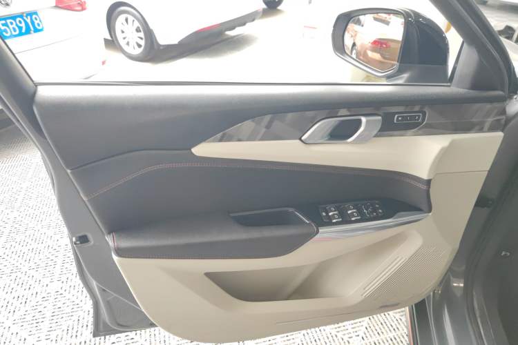 Used Lynk & Co 02 2018 1.5T DCT Two-Wheel Drive Zhaopu Version China V Standard