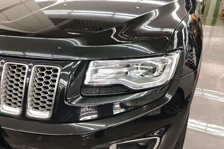 Used Jeep Grand Cherokee 2015 3.0L Elite Navigation Edition