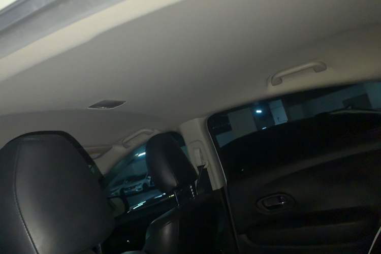 Used Honda Vezel 2015 1.5L CVT two-wheel drive Comfort trim