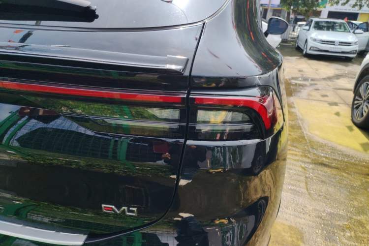 Used FORTHING T5 EVO 2021 1.5TD DCT Starry Edition Right Rear Taillight