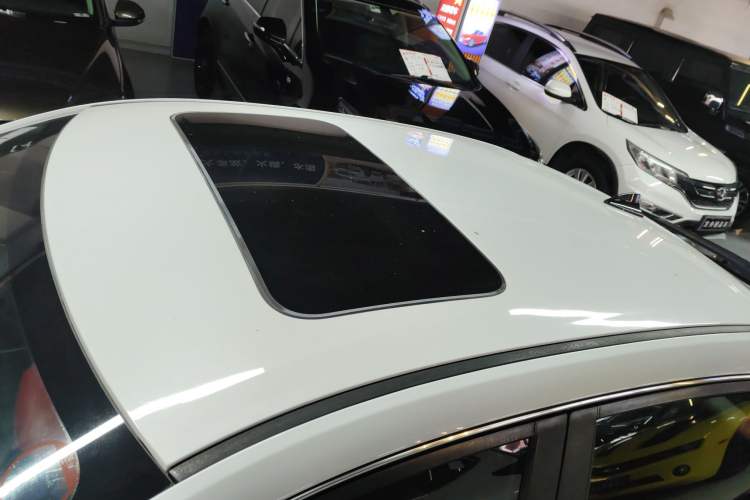 Used Dongfeng Aeolus Yixuan 2021 230T Automatic Zuiying Knight Edition