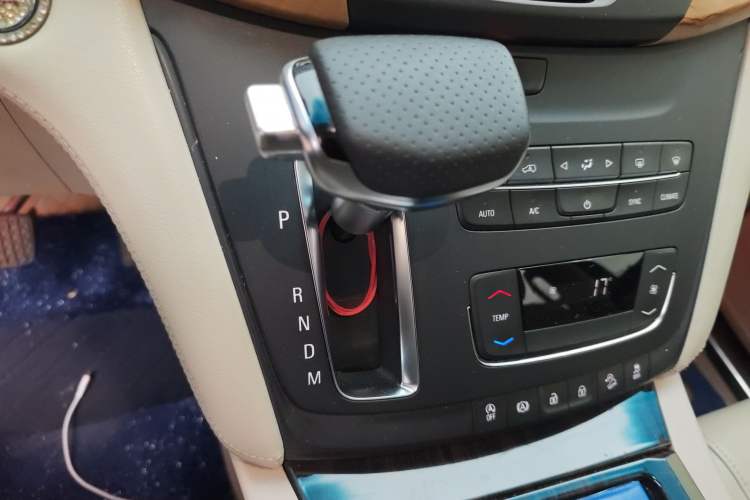 Used Buick GL8 2018 ES 28T Comfort Model China VI Standard
