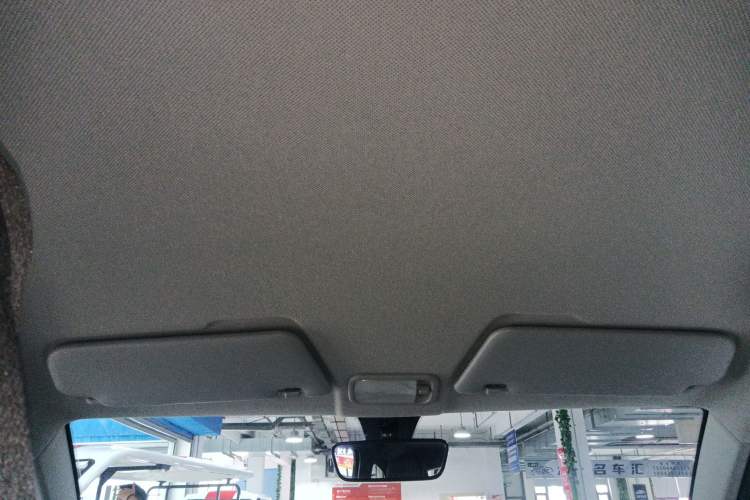 Used Wuling Hongguang MINIEV 2022 Macaron Premium Model – Lithium Iron Phosphate