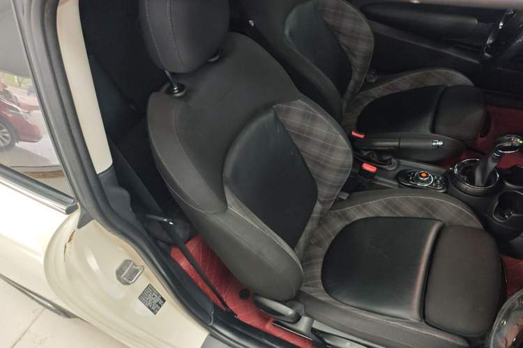 Used MINI 2014 1.5T COOPER Excitement Right Front Seat