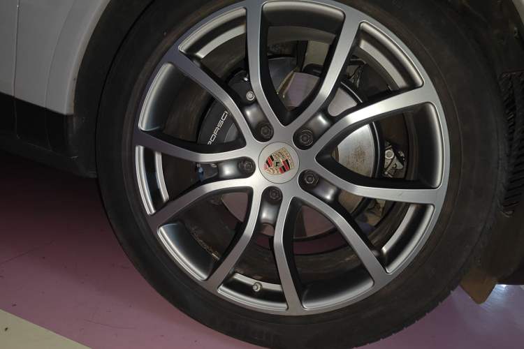 Used Porsche Cayenne 2023 Cayenne Coupé 3.0T Platinum Edition