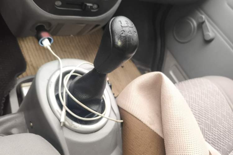 Used BAIC Weiwang 306 2013 1.2L Value Edition Basic CNG 7-seater A12 China IV
