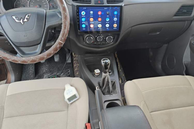 Used Wuling Hongguang 2014 1.5L S Standard Version