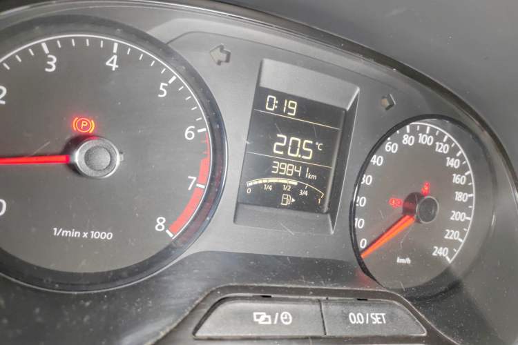 Used Volkswagen Polo 2014 1.4L Manual Fashion Edition