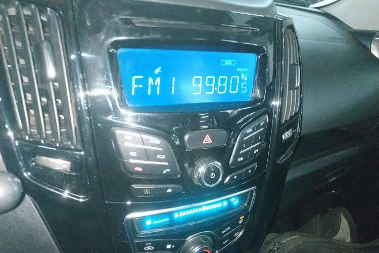 Used Great Wall M4 2014 1.5L Manual Comfort Model Audio And AC Panel