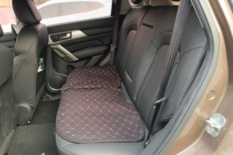 Used Haval H2 2017 Red-Label 1.5T Automatic Two-Wheel Drive Luxury Model