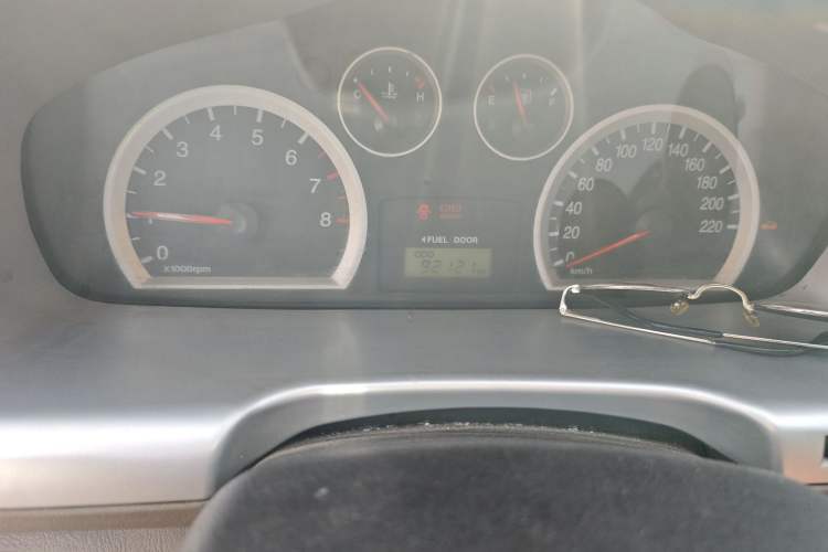 Used Huatai Santa Fe Classic 2012 2.0L Gasoline Manual Luxury Version