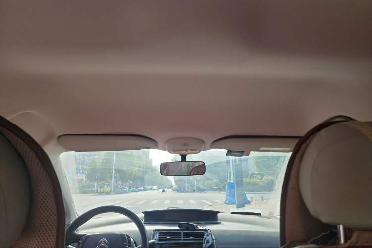 Used Citroen C-Quatre 2014 VTS Version 1.6L Automatic Prestige Model