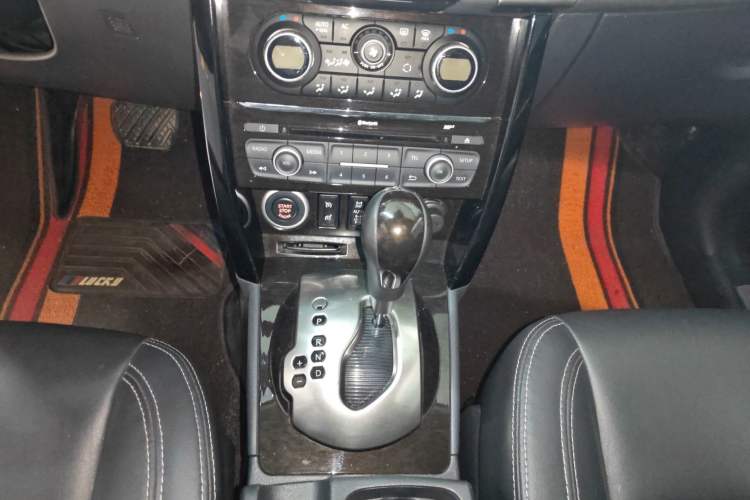 Used Renault Koleos 2014 2.5L 4x4 Comfort Edition
