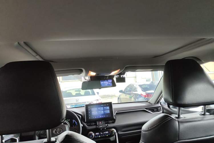 Used Toyota RAV4 2021 Dual-Engine 2.5L E-CVT Two-Wheel Drive Elite Edition