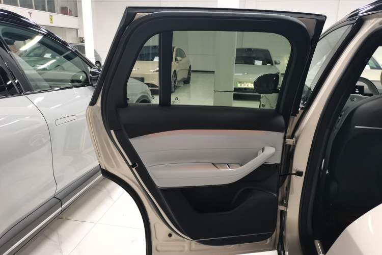 Used Nio ES6 2024 75 kWh
