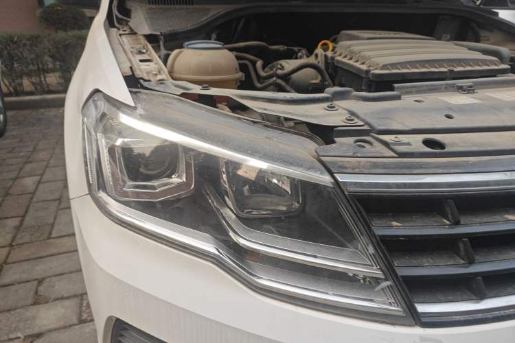 Used Volkswagen Jetta 2017 1.4L Manual Fashion Edition
