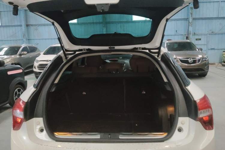 Used DS 5 2013 1.6T Prestige Edition THP200
