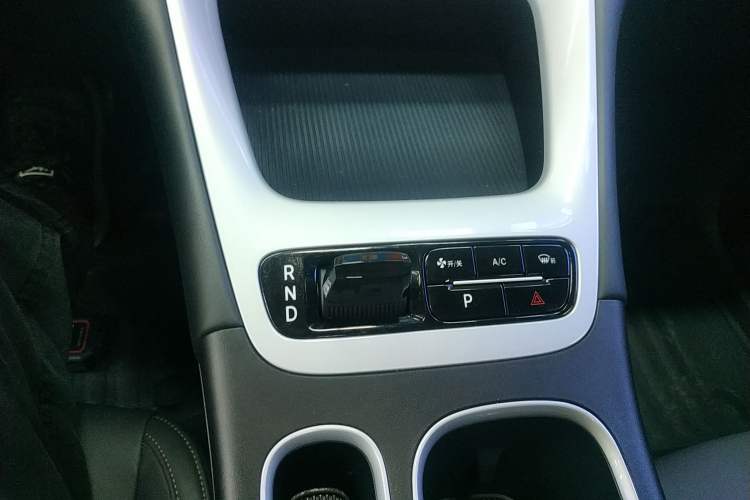 Used Geely Galaxy Geome 2026 Model 310km Dream Edition Gear Lever