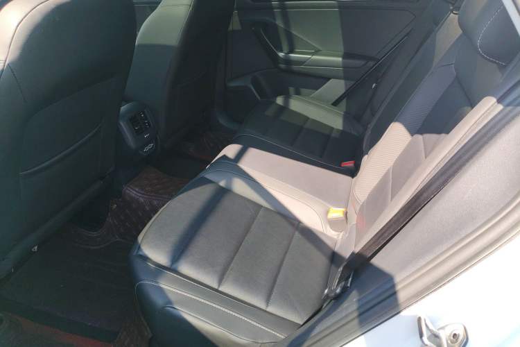 Used Volkswagen T-ROC 2020 280TSI DSG Two-Wheel Drive Comfort Version Left Rear Seat